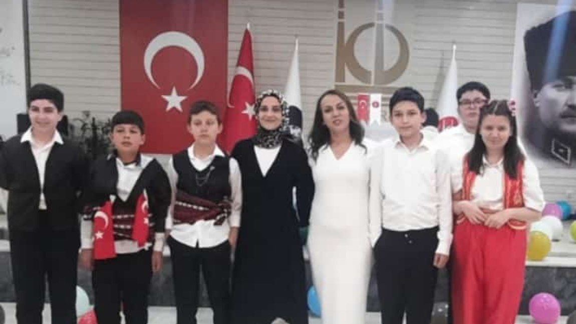 ÖZEL  EĞİTİM  ÖĞRENCİLERİMİZ 